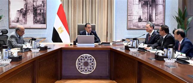 رئيس الوزراء يبحث تعزيز التعاون مع شركة الصين لهندسة الطاقة