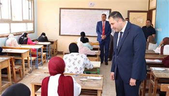   محافظ دمياط يتفقد لجان امتحانات الشهادة الإعدادية