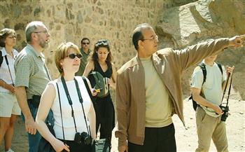   "آثار أرض الفيروز" باتحاد كتاب مصر السبت المقبل