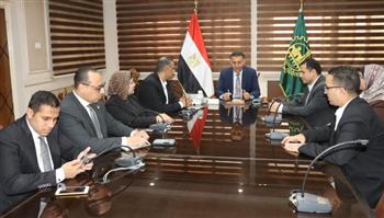   محافظ القليوبية يبحث مع الكيانات الشبابية تفعيل مبادرة الكيانات بالشارع