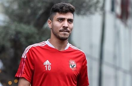 الاتحاد السكندري وسيراميكا يراقبان موقف محمد شريف مع الأهلي