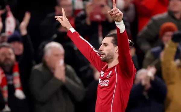 دومينيك سوبوسلاي يفوز بجائزة لاعب الموسم في ليفربول