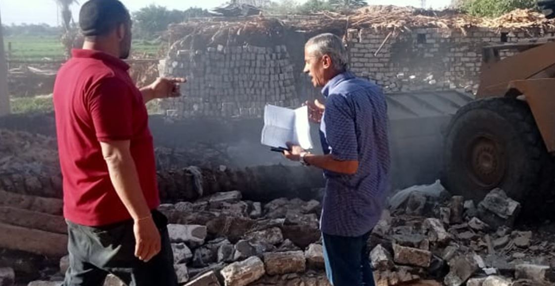 حملات مكثفة ببني سويف لرفع القمامة وإزالة التعديات وضبط الأسواق في عدة مراكز