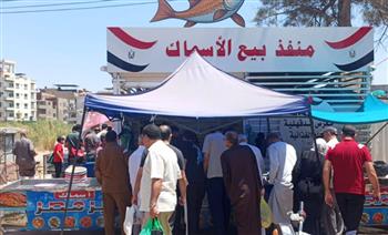   محافظ الدقهلية: تخفيضات مستمرة بالمعرض الدائم للسلع بالمنصورة