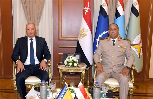 الفريق أشرف سالم زاهر يلتقي نائب رئيس مجلس الوزراء وزير دفاع  البوسنة والهرسك