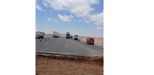 استجابة عاجلة لترميم هبوط أرضي بطريق مطروح الاسكندرية  الدولي الساحلي بمنطقة علوش