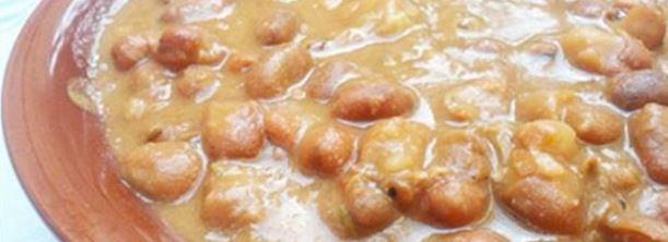 الفول لا يسبب "الغباء".. خبير تغذية يحسم الجدل ويكشف أسباب الخمول والانتفاخ