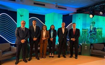 وزير الصناعة يبحث مع مجلس إدارة البنك الأوروبي تعزيز التعاون في مجالات الطاقة