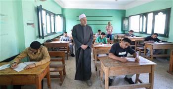 الشيخ أيمن عبدالغني يتابع امتحانات الثانوية الأزهرية ويؤكد توفيرالإمكانات لخدمة الطلاب