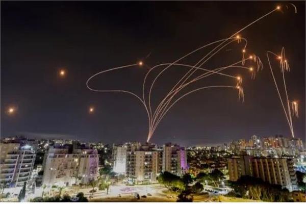 إسرائيل تعلن اعتراض الصواريخ الإيرانية وتؤكد جاهزيتها لأي تصعيد جديد