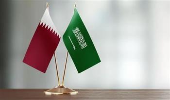   وزير الخارجية القطر ونظيره السعودي يبحثان تعزيز علاقات التعاون