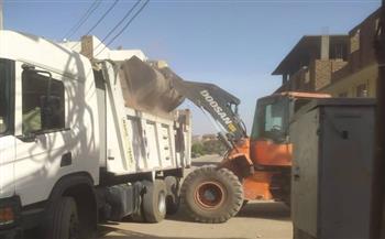   رفع 180 طن مخلفات وإيقاف أعمال بناء مخالف بأحياء مدينة الأقصر