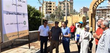   محافظ أسوان يتابع تطوير مسجد الطابية ومحيطه