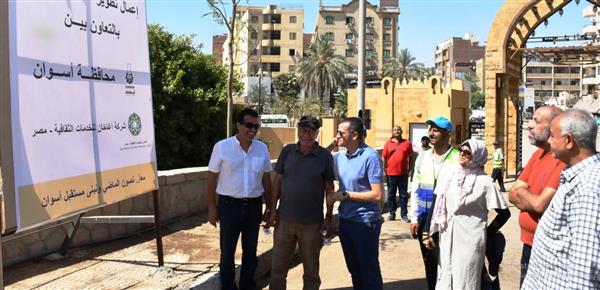 محافظ أسوان يتابع تطوير مسجد الطابية ومحيطه