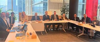   نائب وزير الصحة يناقش استراتيجية الصحة الرقمية مع PWC العالمية في دبي