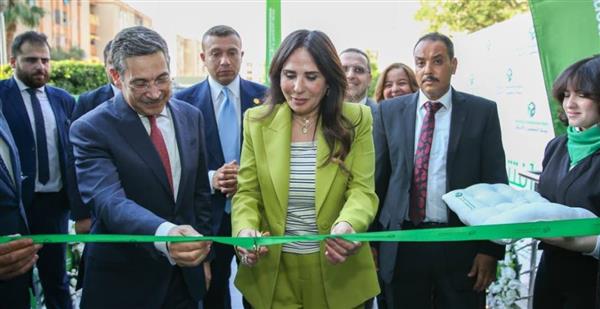 وزيرة الإسكان تفتتح مركز الإسكان المتخصص التابع لبنك التعمير والإسكان بمدينة القاهرة الجديدة