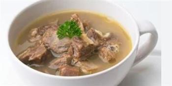 شوربة اللحم.. فوائد صحية متعددة ودعم للمناعة والهضم