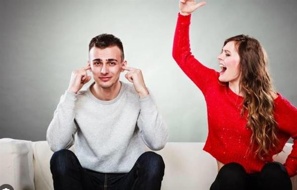 اتقن فن الكلام.. 4 قواعد ذكية للصراحة المهذبة دون إحراج الآخرين
