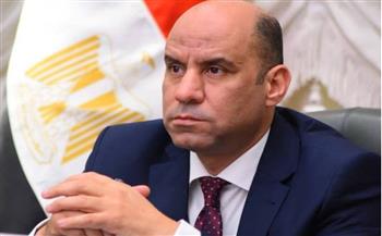   وزير العمل يعلن توفير 1590 فرصة عمل بـ36 شركة خاصة في 11 محافظة
