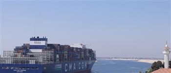   قناة السويس تشهد عبور سفينة الحاويات العملاقة "CMA CGM VENDOME" لأول مرة