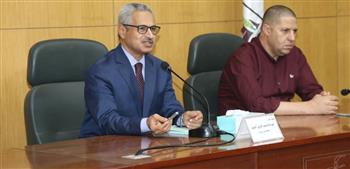   محافظ بني سويف يلتقي خريجي دورات التحول الرقمي بالديوان العام