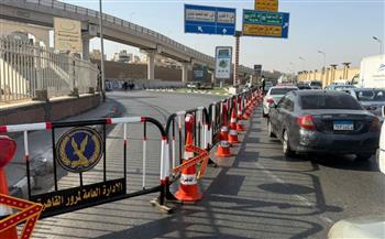   غلق كلي بمحور عبدالحميد بدوي لإصلاح هبوط أرضي أسفل كوبري الجمسي