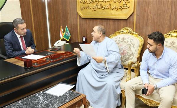 محافظ المنوفية يستمع لشكاوي المواطنين