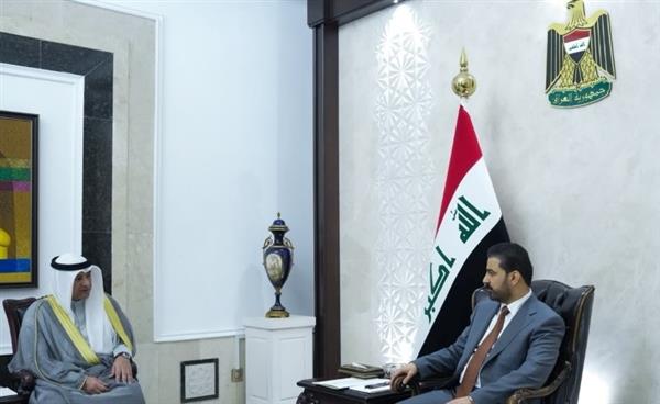 رئيس وزراء العراق يؤكد حرص الحكومة على تعزيز العلاقات مع دول الخليج