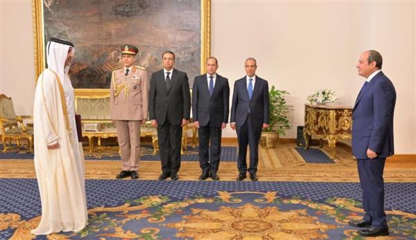 الرئيس السيسي يتسلم أوراق اعتماد سفير قطر الجديد لدى مصر