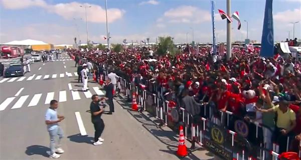 بث مباشر.. مطار العلمين يستقبل الفراعنة