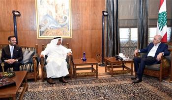 بري يبحث مع السفير الكويتي تعزيز العلاقات الثنائية وتطورات الأوضاع بالمنطقة