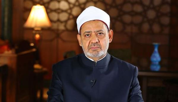 شيخ الأزهر يعزِّي أمير قطر في وفاة الأمير الوالد الشيخ حمد بن خليفة آل ثاني