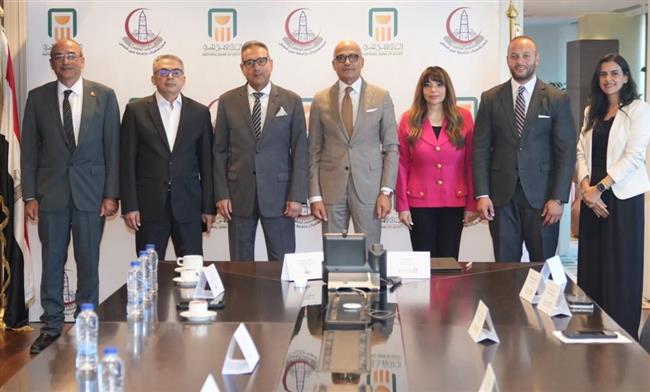 البنك الأهلي يوقع بروتوكول تعاون مع مستشفيات جامعة عين شمس لاستكمال إنشاء مستشفى الطوارئ الجديدة