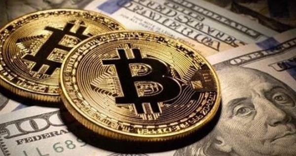 "بيتكوين" تتراجع 1.8% وسط تصاعد التوترات الأمريكية الإيرانية