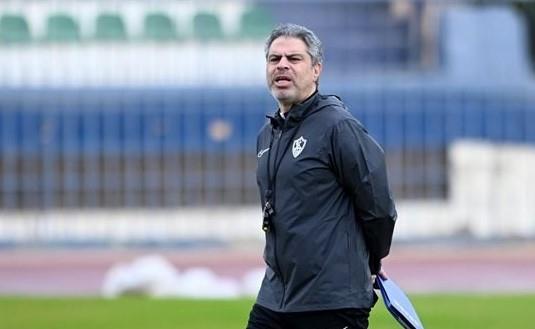 معتمد جمال يطالب الزمالك بصرف مستحقاته المتأخرة قبل حسم مصيره