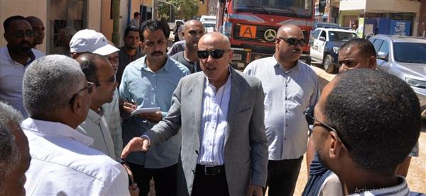 محافظ الأقصر يتفقد عدد من المشروعات الخدمية والتنموية بمدينة الطود