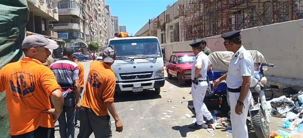 حملة أمنية مشتركة للحد من ظاهرة النباشين دعمًا لمنظومة النظافة بشرق الإسكندرية