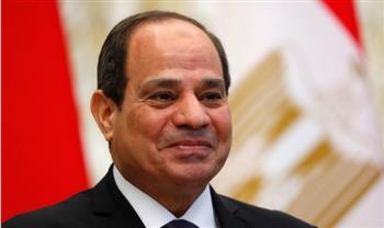الرئيس السيسي يقدم التعازي للشيخ تميم أمير دولة قطر في وفاة والده
