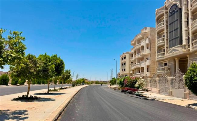 وزيرة الإسكان تتابع تنفيذ مشروعات تطوير الطرق والمرافق والتنسيق الحضاري