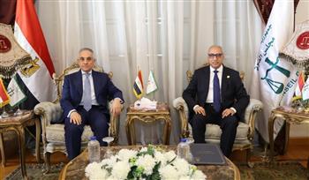 وزير العدل يهنئ رئيس مجلس الدولة بمناسبة توليه منصبه الجديد