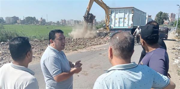 محافظ الدقهلية يتابع رفع 480 طن مخلفات من مداخل المنصورة
