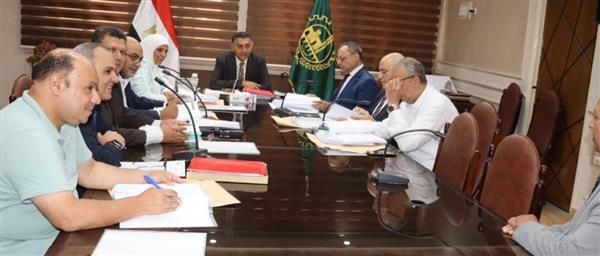 محافظ القليوبية يترأس اجتماع اللجنة العليا للقيادات للنظر في تجديد شاغلي عدد من الوظائف القيادية