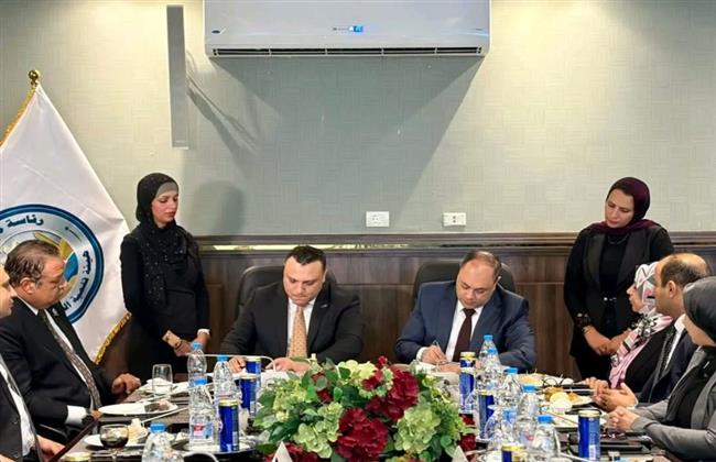 هيئة تنمية الصعيد وتنسيقية شباب الأحزاب والسياسيين توقعان بروتوكول تعاون