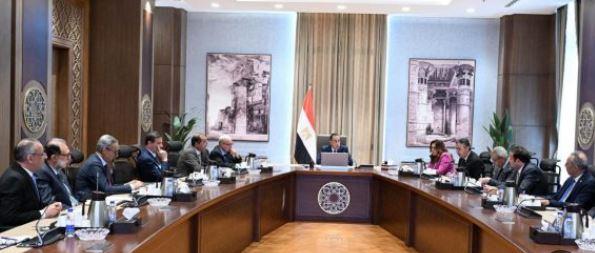 رئيس الوزراء يستعرض خطوات إعداد برنامج وطني يستهدف استقرار أسعار السلع
