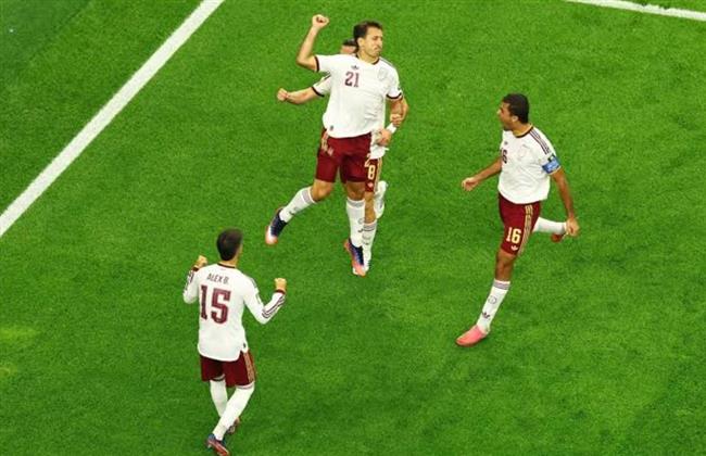 إسبانيا تقسو على فرنسا وتتقدم 2-0 في نصف نهائي كأس العالم