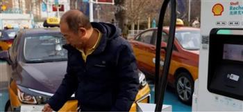   الصين توسع الاعتماد على سيارات الأجرة الكهربائية للحد من تأثير تقلبات أسعار النفط