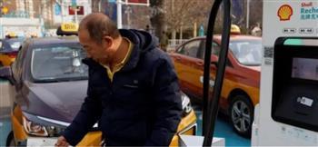 الصين توسع الاعتماد على سيارات الأجرة الكهربائية للحد من تأثير تقلبات أسعار النفط