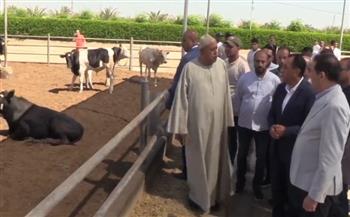 تفاصيل جولة رئيس الوزراء الموسعة حول مشروعات الإنتاج الزراعي والحيواني