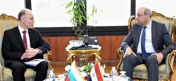  وزير الطيران المدني يستقبل سفير بلغاريا لبحث سُبل التعاون المشترك في مجال النقل الجوي