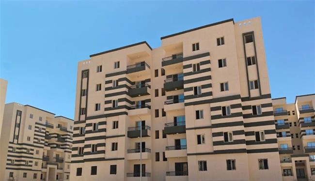 وزيرة الإسكان تتابع موقف تنفيذ المشروعات السكنية والخدمية بمدن قنا الجديدة والمنيا الجديدة والعبور